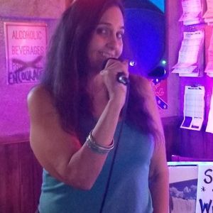 Meet your Posher, Julie